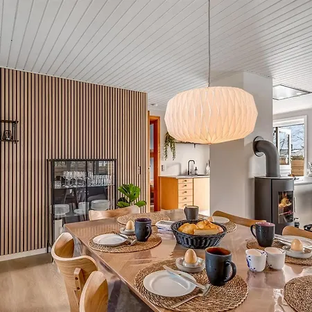 Gundis - 500m To The Fjord By Interhome Nyaraló